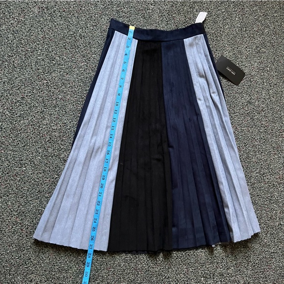 ZARA Blue & Black Color-block Small Pleated Stretch Knee-Length Midi Skirt Sz XS - Picture 16 of 16